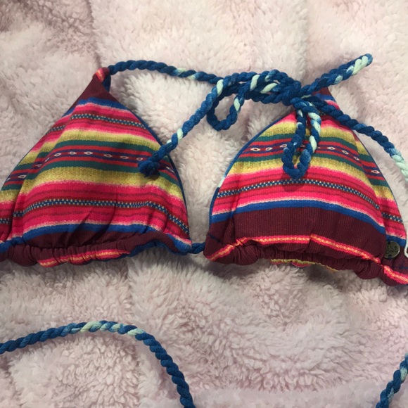 reversible Billabong Bikini top - Picture 2 of 3
